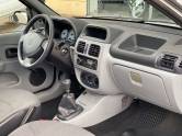 RENAULT - CLIO - 2011/2011 - Branca - R$ 23.900,00