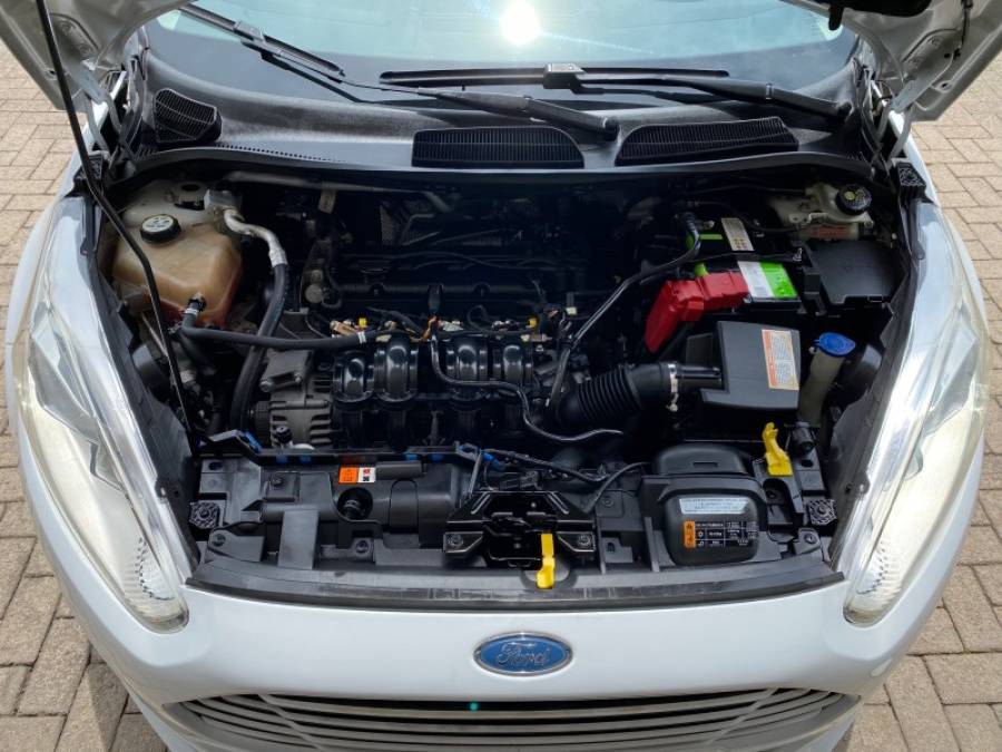 FORD - FIESTA - 2014/2014 - Branca - R$ 45.900,00