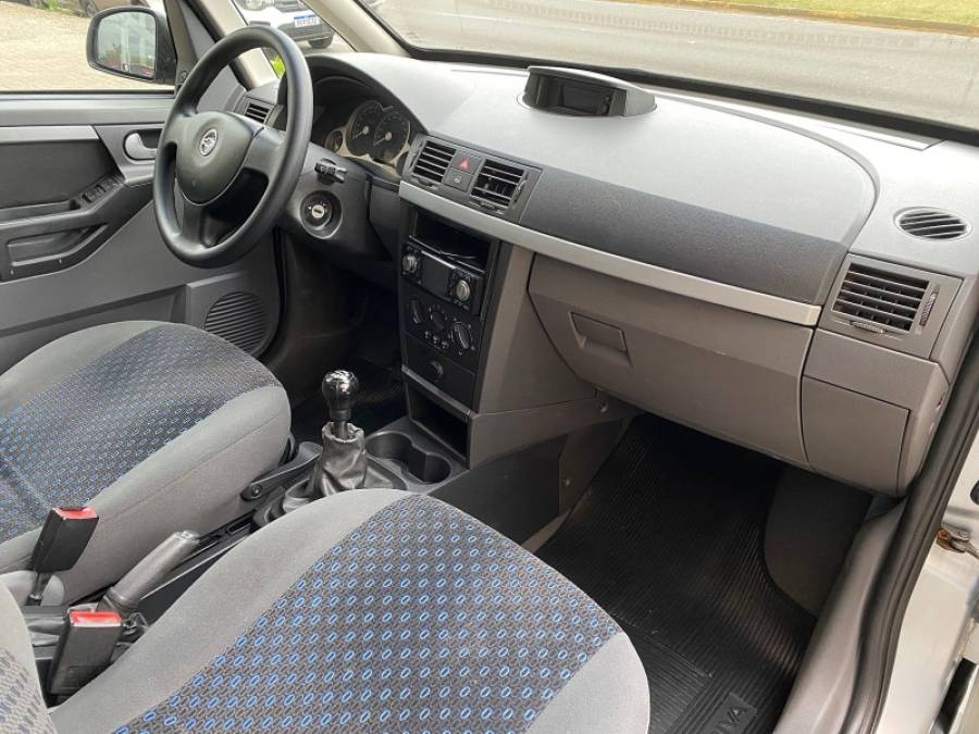 CHEVROLET - MERIVA - 2009/2009 - Prata - R$ 31.900,00
