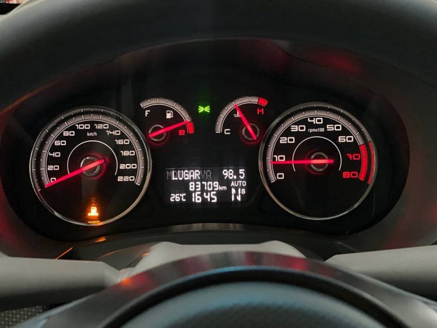 FIAT - PALIO - 2013/2013 - Vermelha - R$ 38.900,00