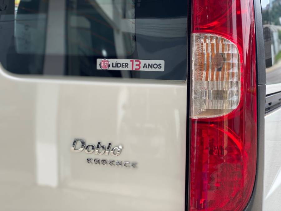 FIAT - DOBLÓ - 2015/2015 - Branca - R$ 51.900,00