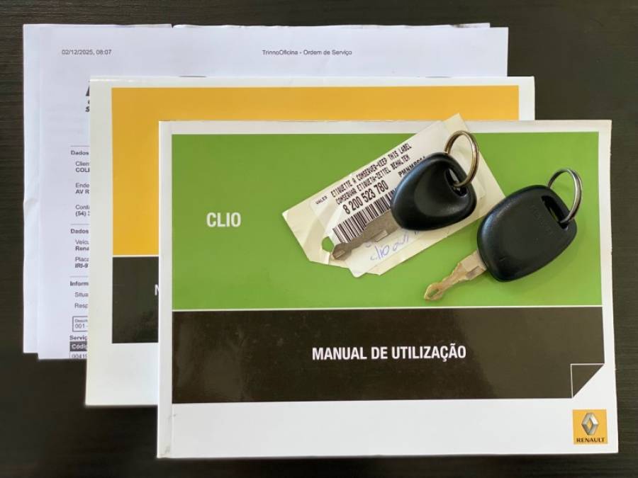 RENAULT - CLIO - 2011/2011 - Branca - R$ 23.900,00