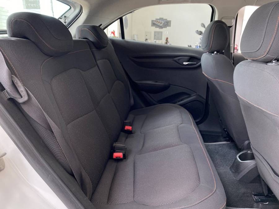 CHEVROLET - ONIX - 2015/2015 - Branca - R$ 53.900,00