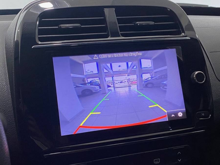 RENAULT - KWID - 2022/2023 - Branca - R$ 53.900,00