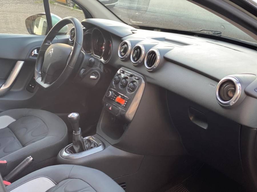 CITROËN - C3 - 2014/2014 - Prata - R$ 41.900,00