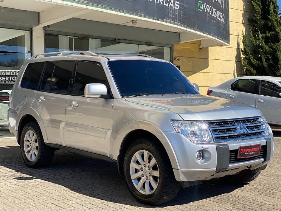 MITSUBISHI - PAJERO FULL - 2011/2011 - Prata - R$ 104.900,00