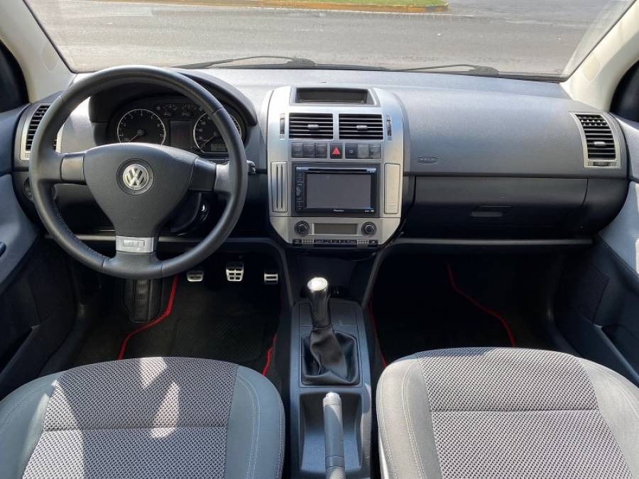 VOLKSWAGEN - POLO - 2009/2009 - Preta - R$ 45.900,00