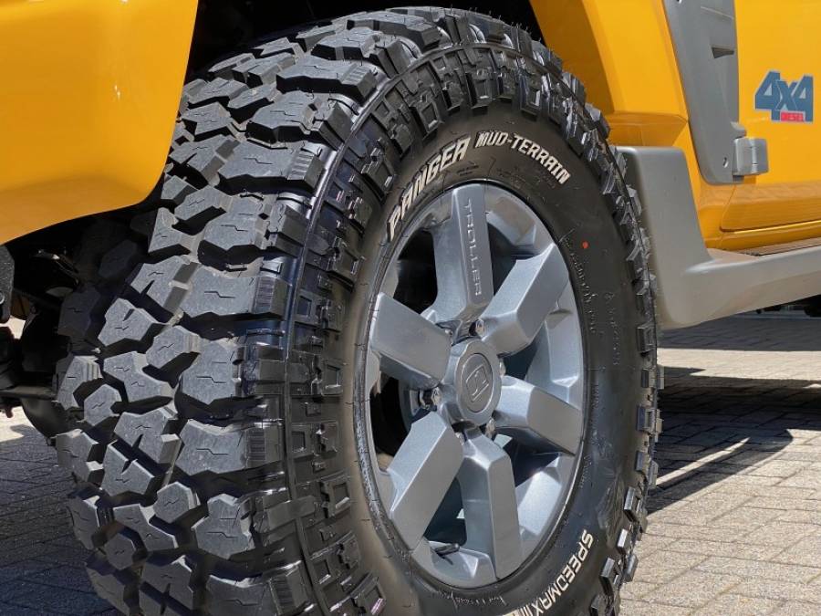 TROLLER - T4 - 2015/2015 - Amarela - R$ 160.900,00