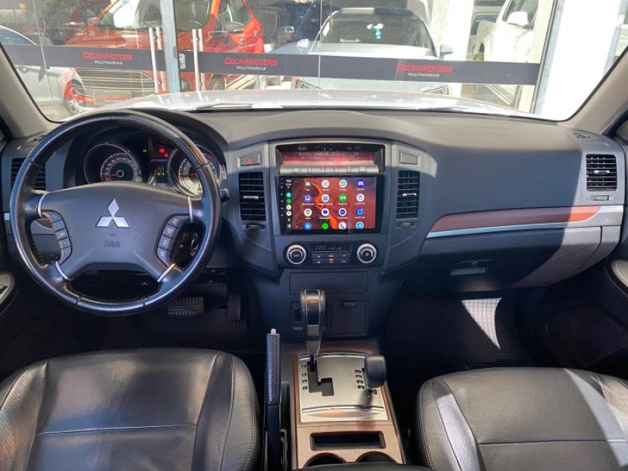 MITSUBISHI - PAJERO FULL - 2011/2011 - Prata - R$ 104.900,00