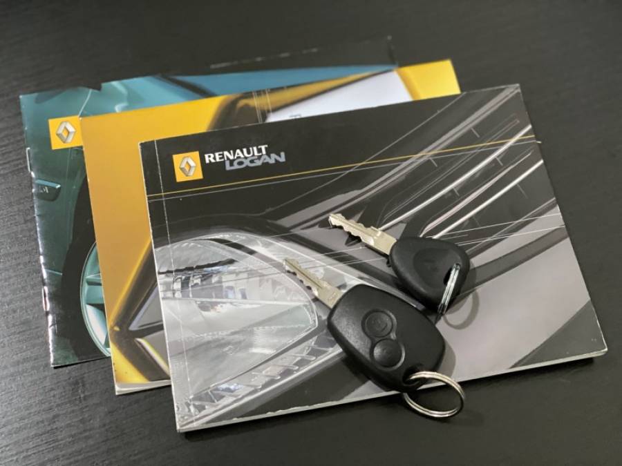 RENAULT - LOGAN - 2008/2008 - Cinza - R$ 26.900,00