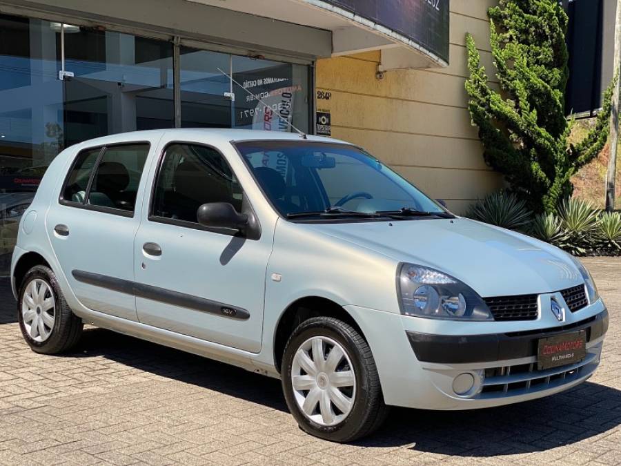 RENAULT - CLIO - 2003/2004 - Prata - R$ 25.900,00