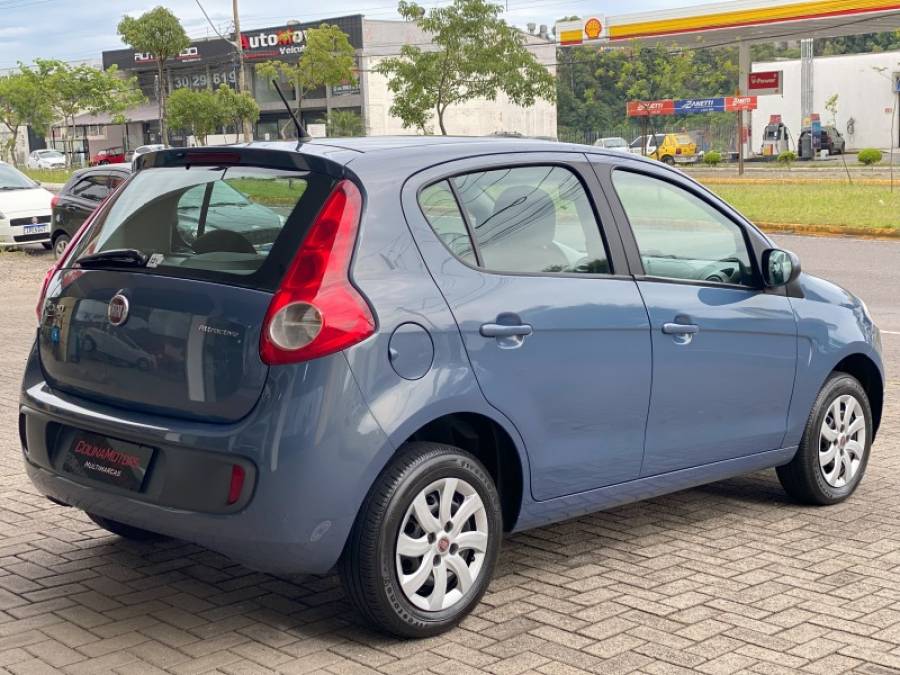 FIAT - PALIO - 2015/2015 - Azul - R$ 38.900,00