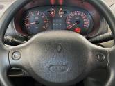 RENAULT - CLIO - 2003/2004 - Prata - R$ 25.900,00