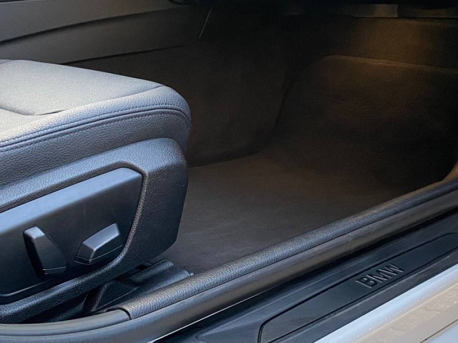 BMW - 320I - 2013/2014 - Prata - R$ 89.900,00